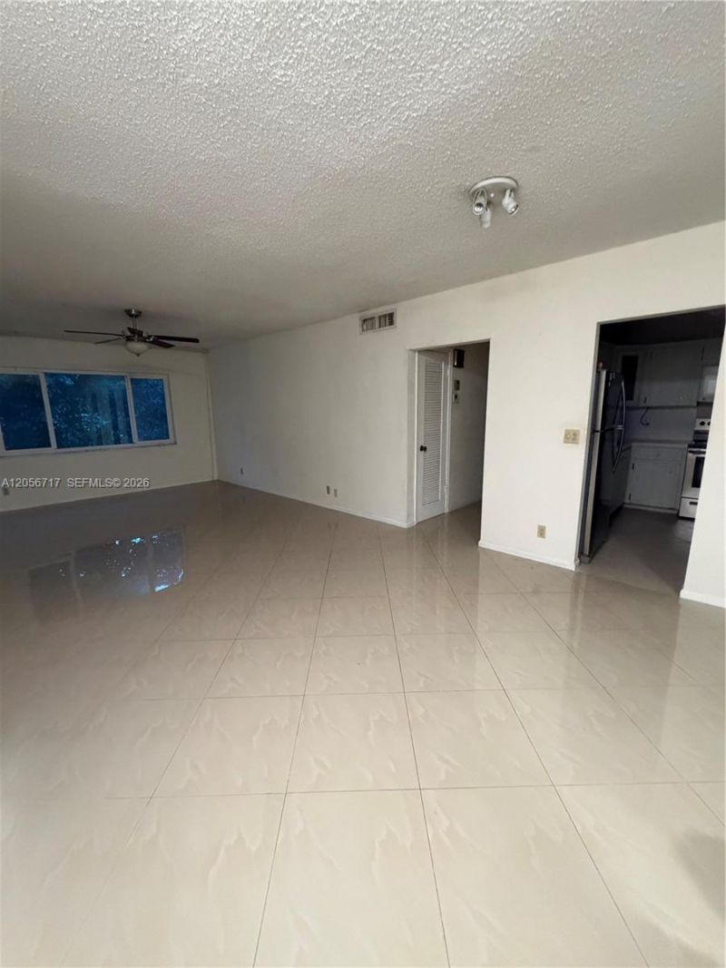 5700 NE 22nd Way, Unit 324, Fort Lauderdale, FL 33308 Photo
