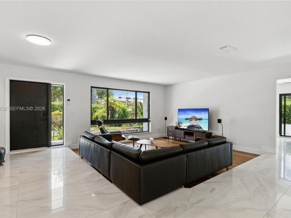 1545 Miller Rd , Coral Gables, FL 33146