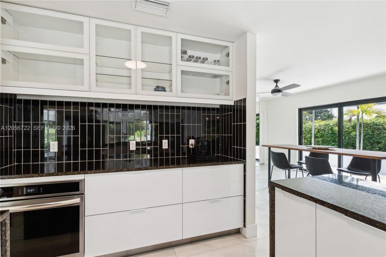 1545 Miller Rd , Coral Gables, FL 33146 Photo
