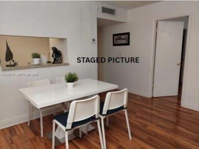 486 NW 165th St Rd, Unit B-103, Miami, FL 33169 Photo