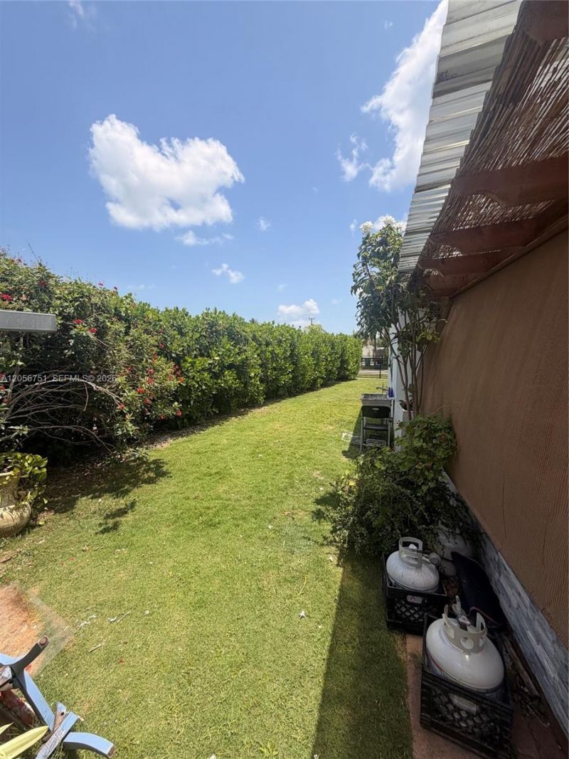14985 Leisure Dr , Homestead, FL 33033 Photo