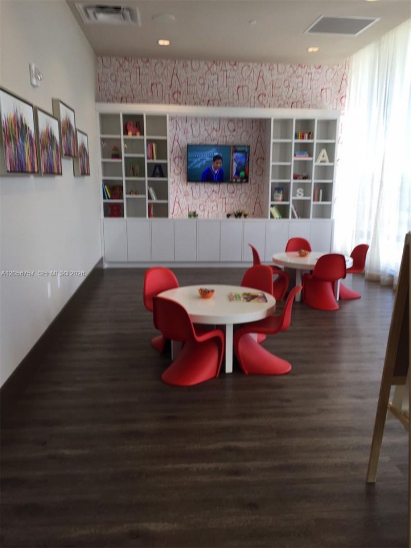 5252 NW 85th Ave, Unit 801, Doral, FL 33166 Photo