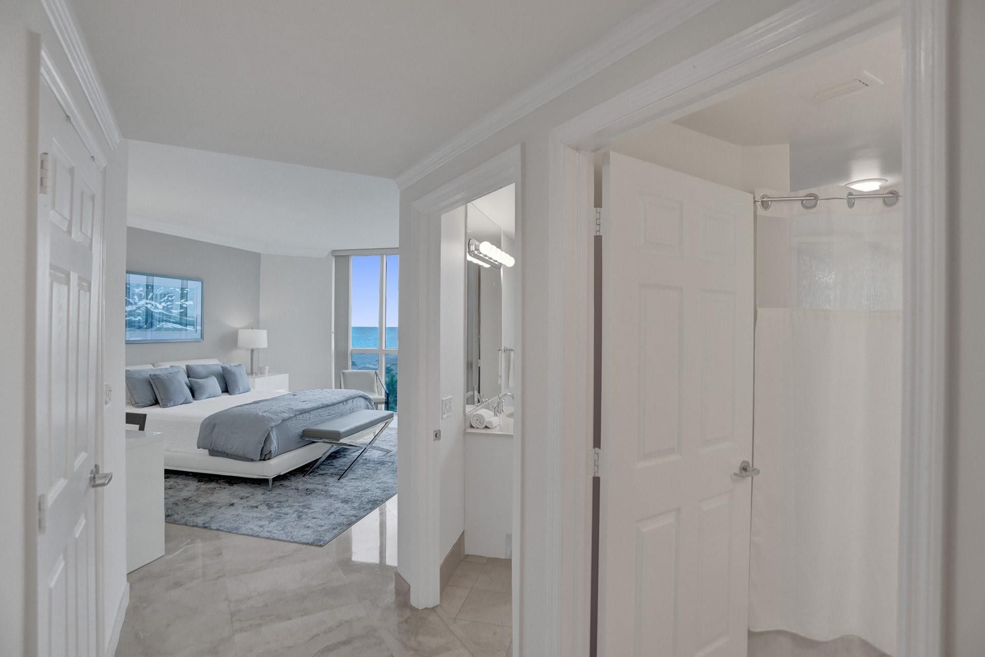 3100 N Ocean Boulevard, Unit 808, Fort Lauderdale, FL 33308 Photo