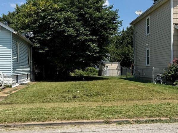 6639 Bartmer Avenue , St Louis, MO 63130