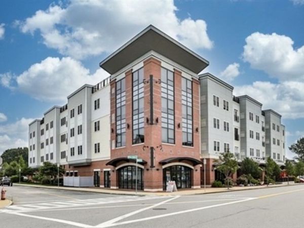 175 North Ave, Unit 407, Wakefield, MA 01880