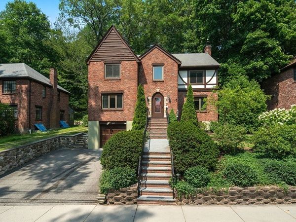 142 Beverly Rd., Brookline, MA 02467