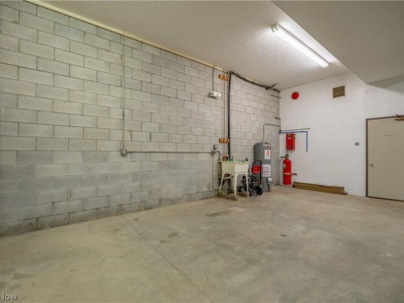 3249 Coral Road NW, Malvern, OH 44644 Photo 15