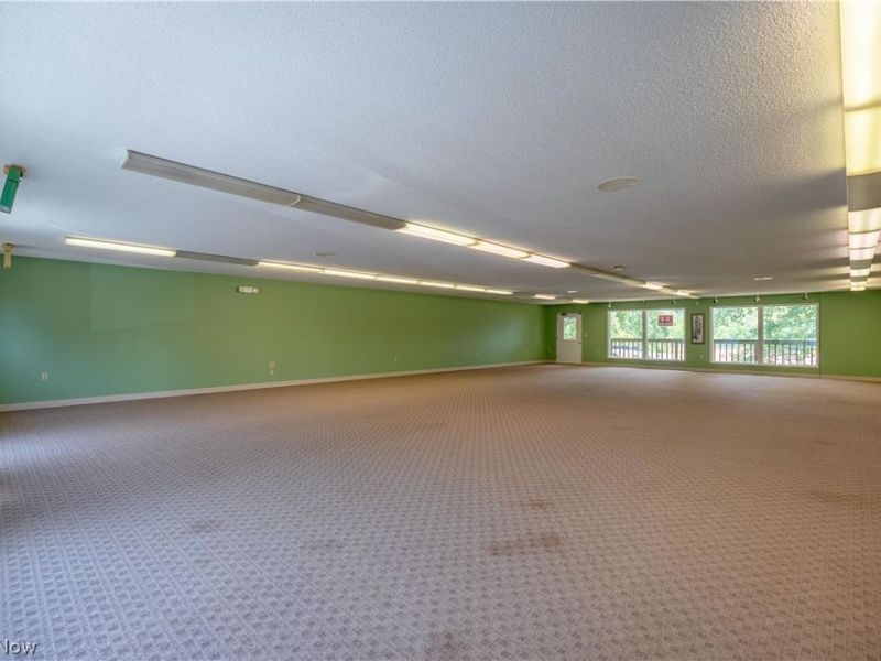 3249 Coral Road NW, Malvern, OH 44644 Photo 2