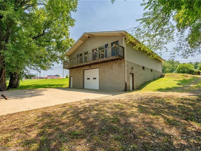 3249 Coral Road NW, Malvern, OH 44644 Photo 20