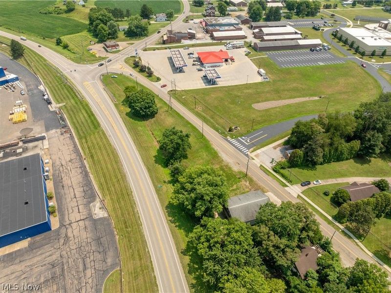 3249 Coral Road NW, Malvern, OH 44644 Photo 24