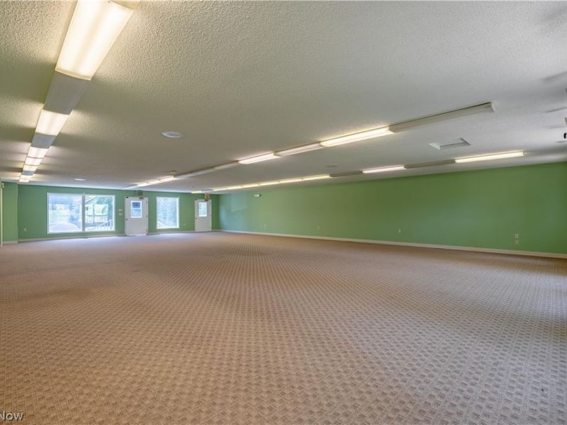 3249 Coral Road NW, Malvern, OH 44644 Photo 5