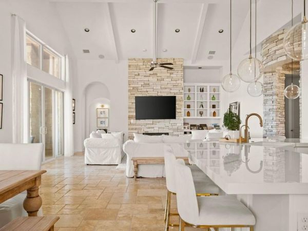 1110 Crestone Stream DR, Austin, TX 78738