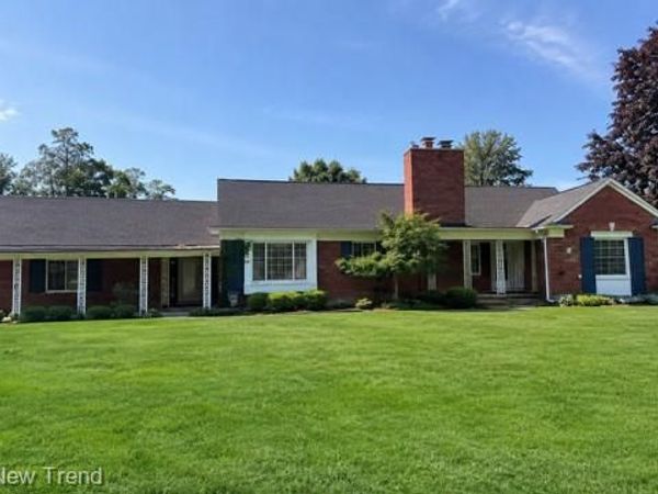 272 Beech Daly Road, Inkster, MI 48141