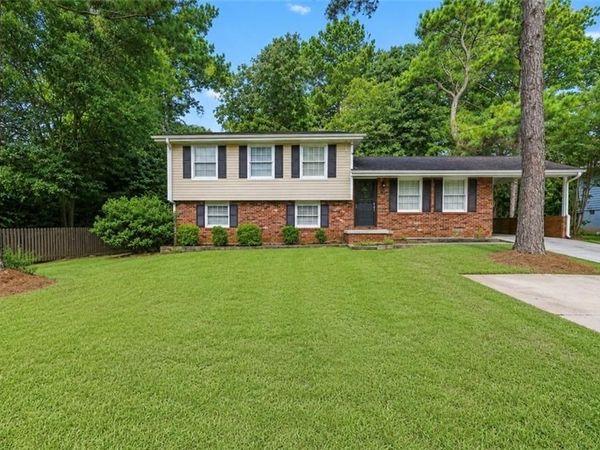 5809 Northspring Drive, Ellenwood, GA 30294