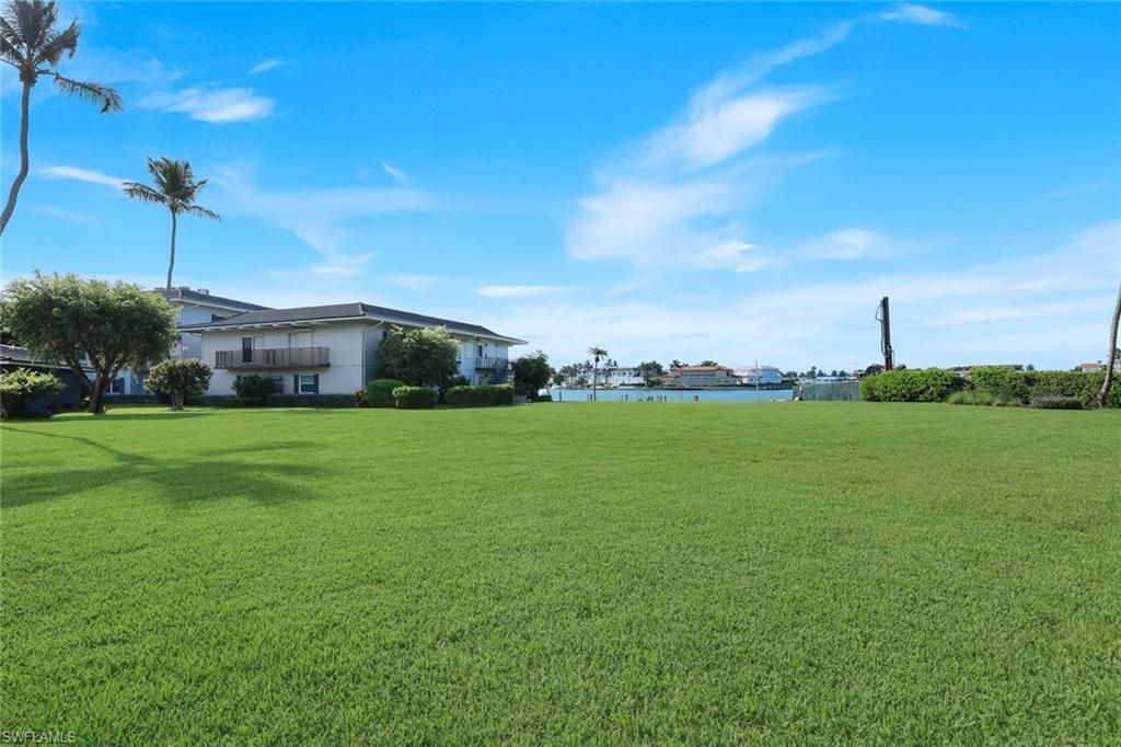 3400 Gulf Shore Blvd N, Unit B2, Naples, FL 34103 Photo