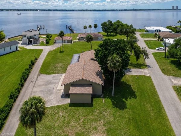 1818/1822 Stevenson RD , NORTH FORT MYERS, FL 33917