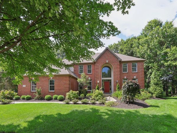 1323 Crystal Tree Court, Blacklick, OH 43004
