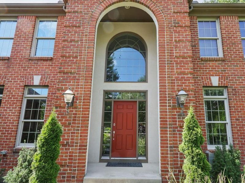 1323 Crystal Tree Court, Blacklick, OH 43004 Photo 4