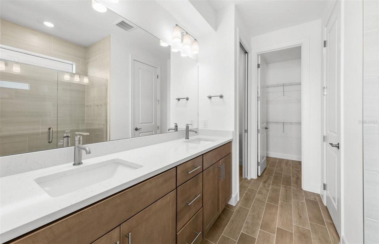 7617 Fulham Avenue , Bradenton, FL 34210 Photo