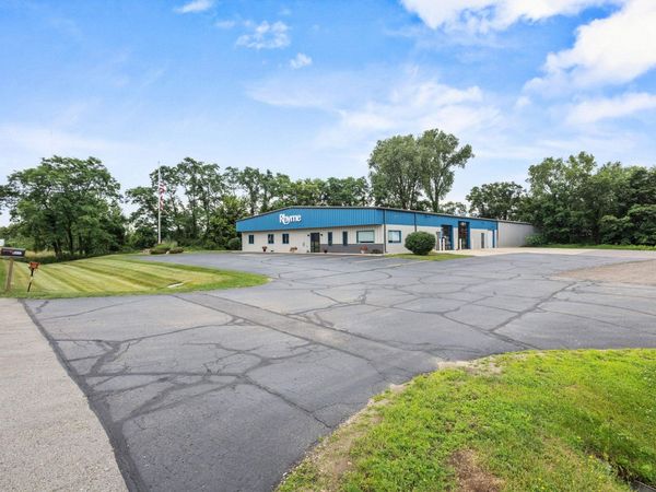 W6832 US Highway 16-51, Portage, WI 53901