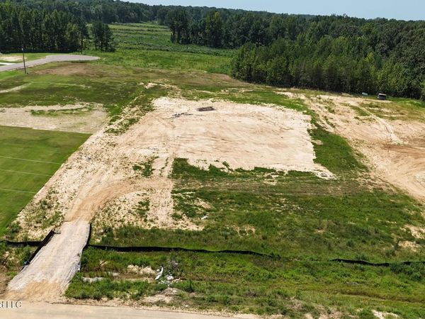 5441 Hazelwood Drive, Lake Cormorant, MS 38641