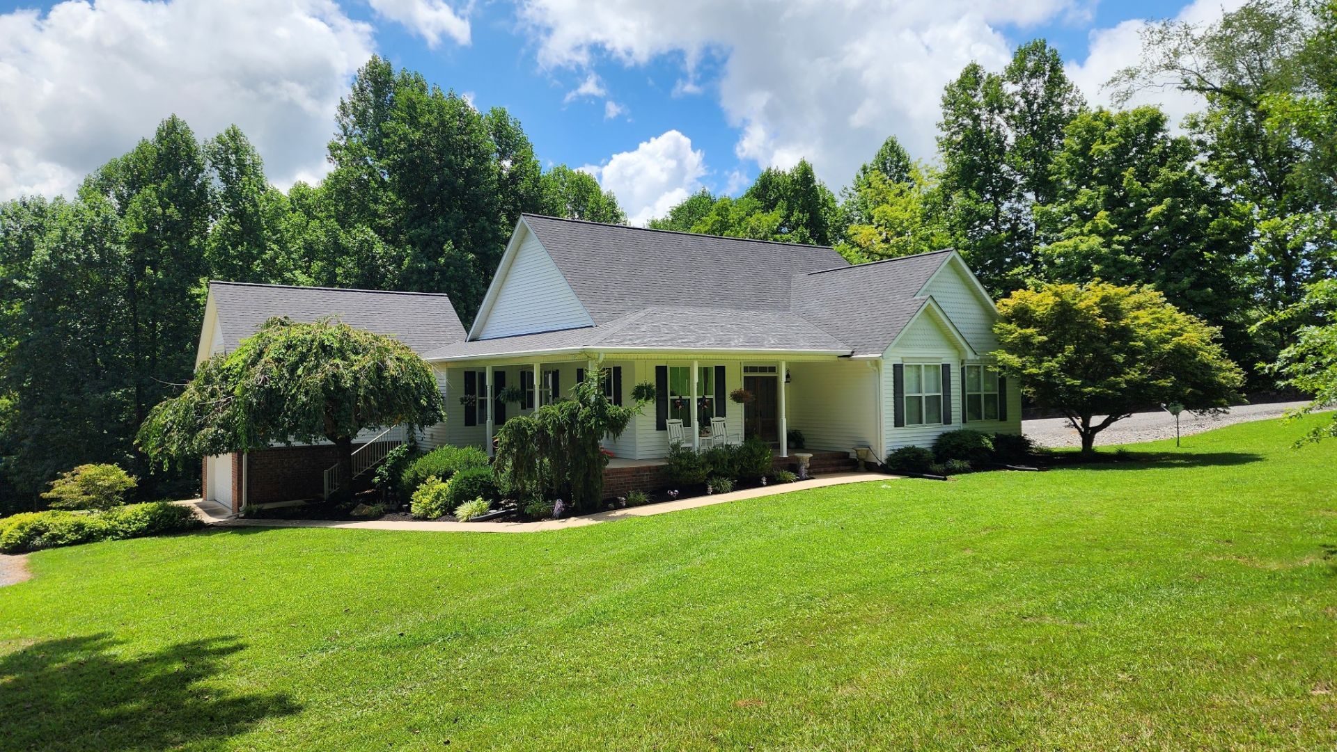 937 Sally Parton Rd, Woodbury, TN 37190 Main Photo