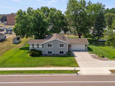 814 4th Street SE, Little Falls, MN 56345