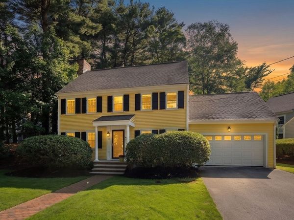 187 Hinckley Rd, Milton, MA 02186
