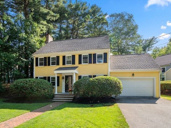 187 Hinckley Rd, Milton, MA 02186