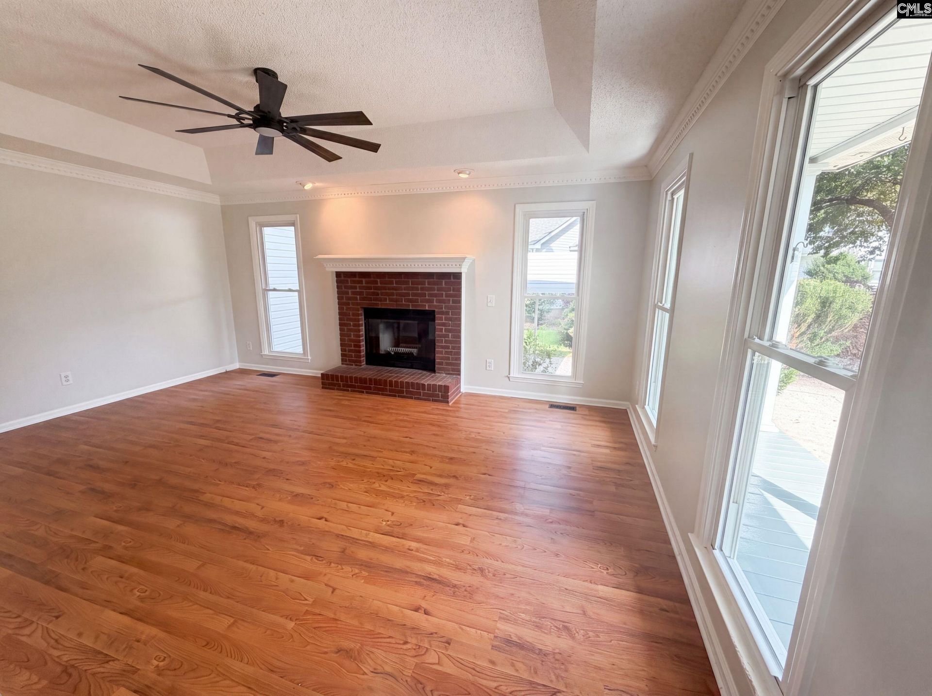 153 Courtney Oak Drive  Photo 12