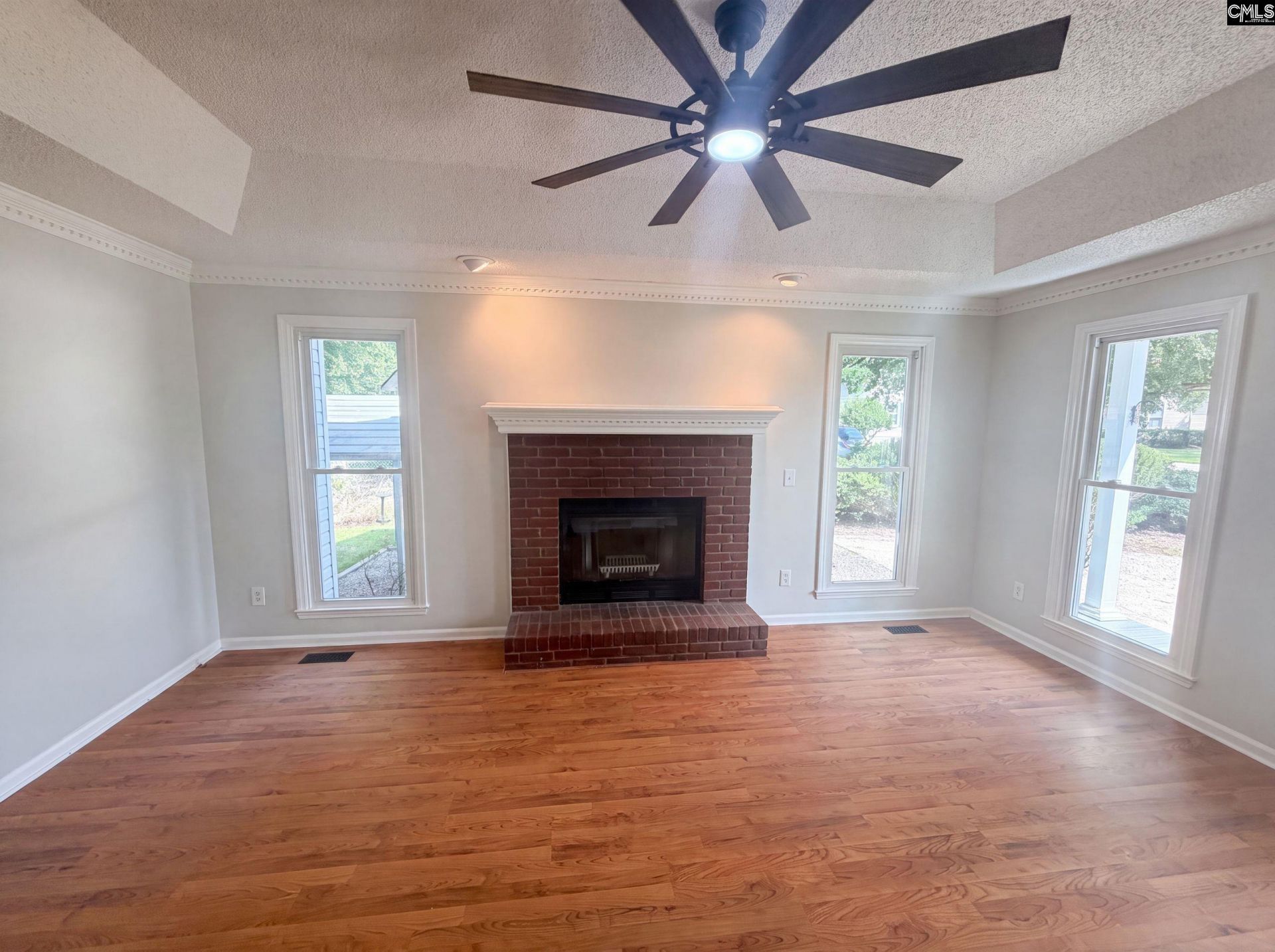 153 Courtney Oak Drive  Photo 14