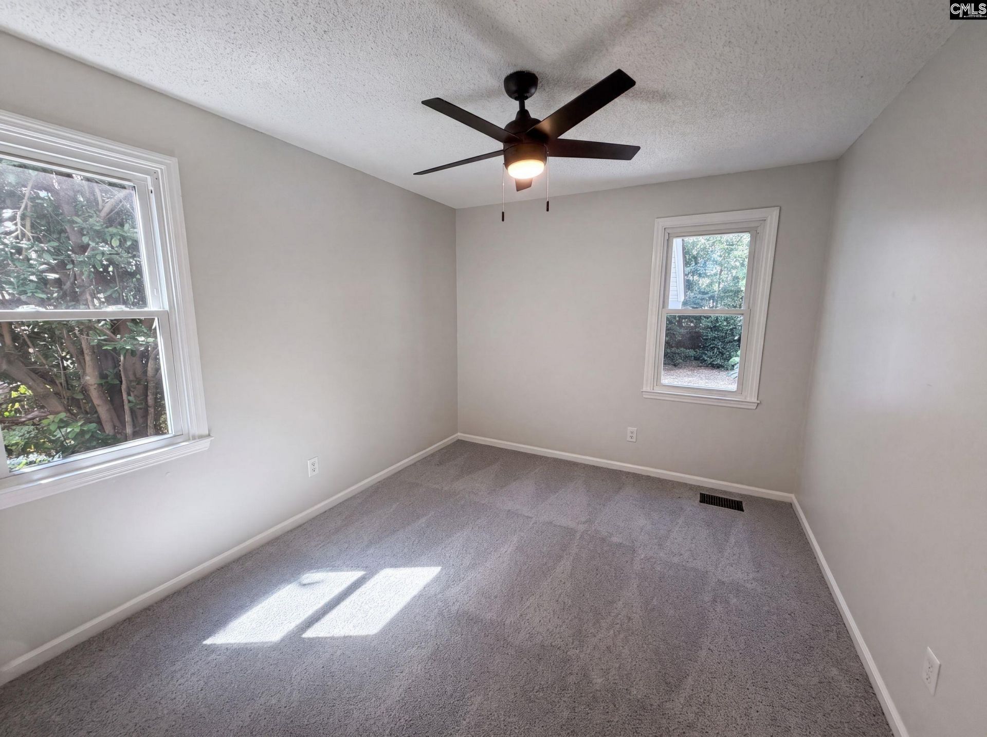 153 Courtney Oak Drive  Photo 18