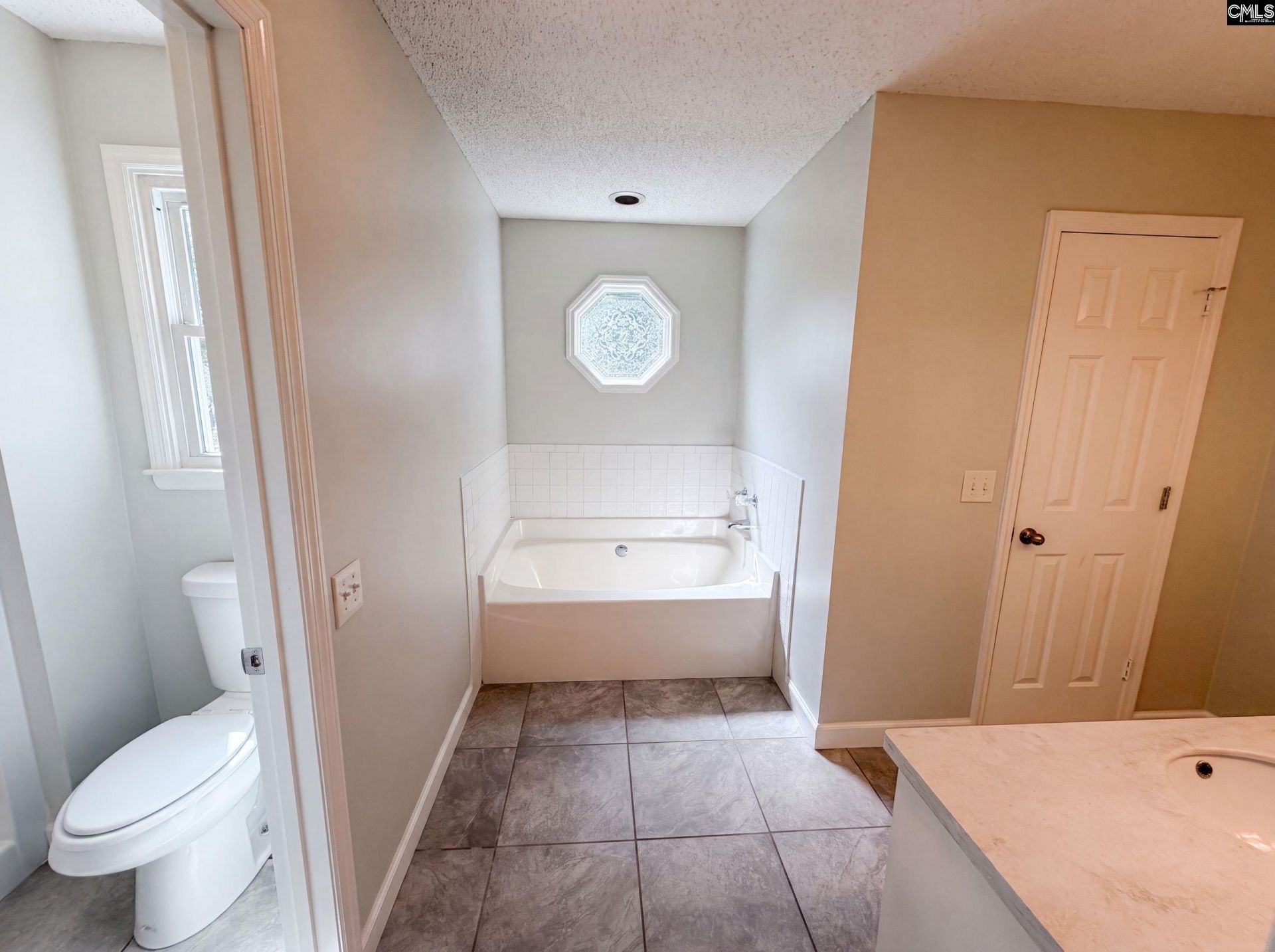 153 Courtney Oak Drive  Photo 22