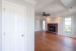 153 Courtney Oak Drive  photo 4