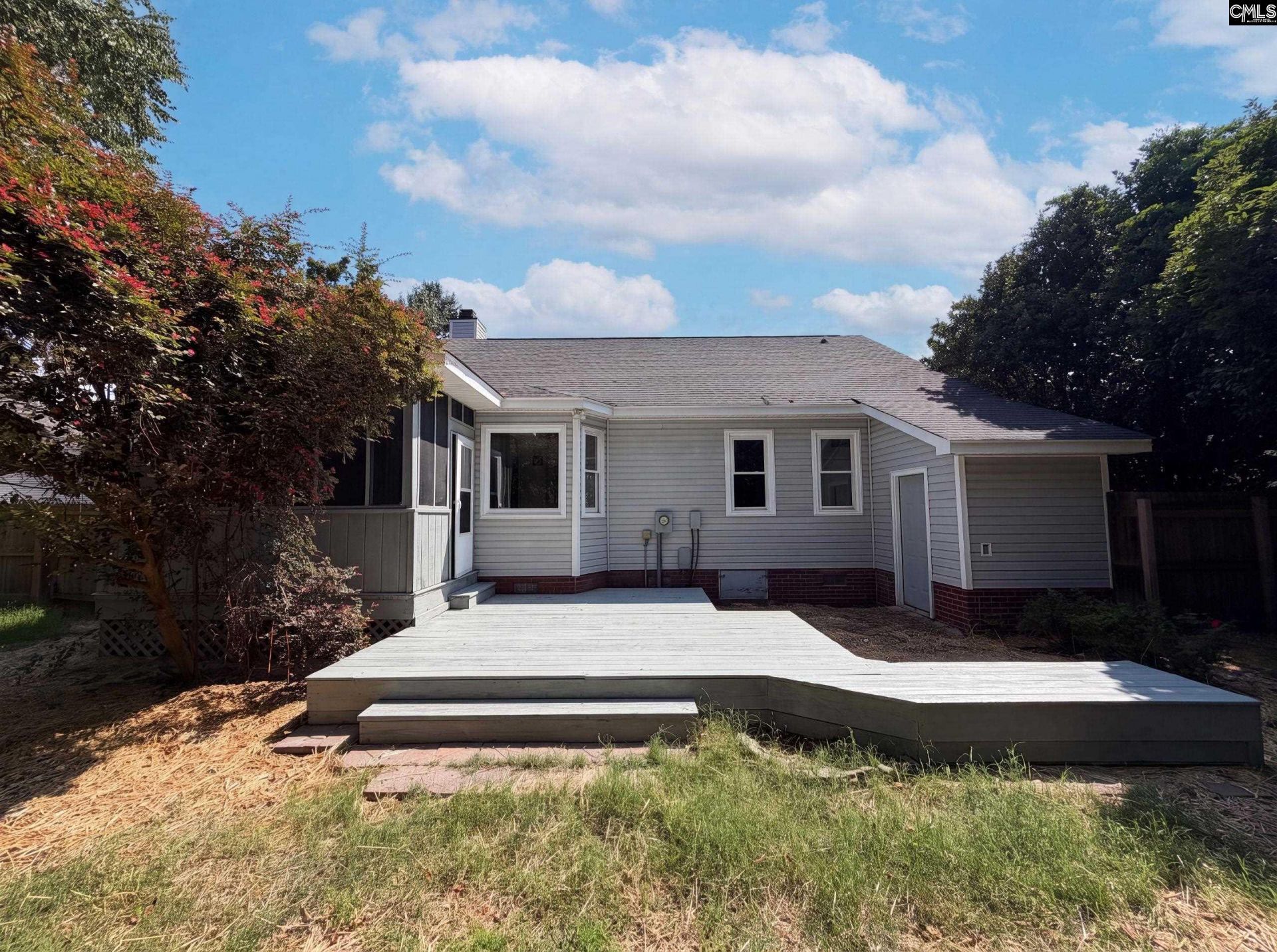 153 Courtney Oak Drive  Photo 5