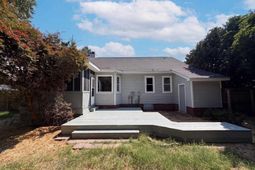 153 Courtney Oak Drive  photo 4