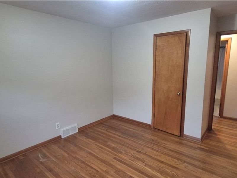 6379 State Road, Parma, OH 44134 Photo 11
