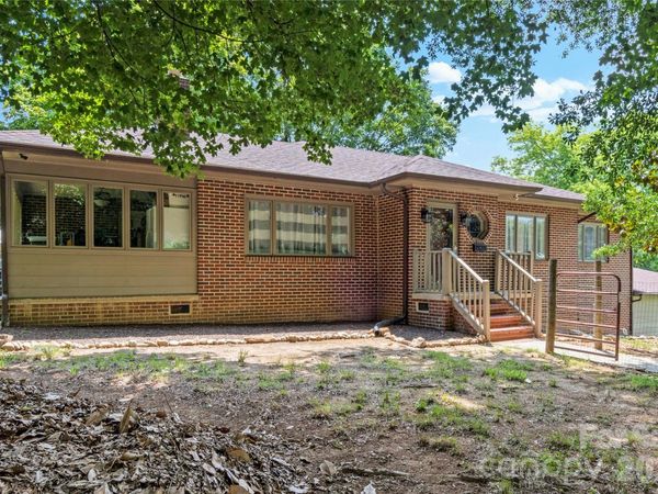 226 Pleasant Hill Drive , Elkin, NC 28621