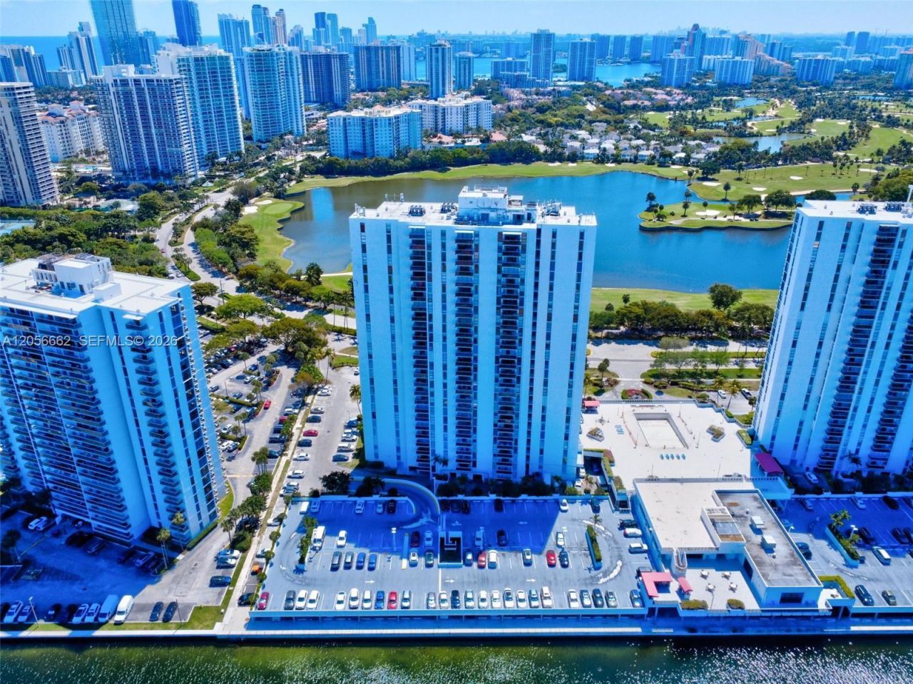 3675 N Country Club Dr , Unit 2310, Aventura, FL 33180 Photo