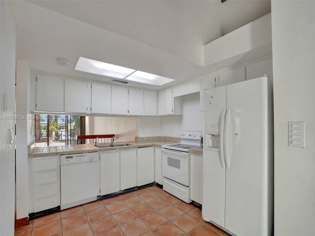 4863 SW 71st Pl , Miami, FL 33155 Photo