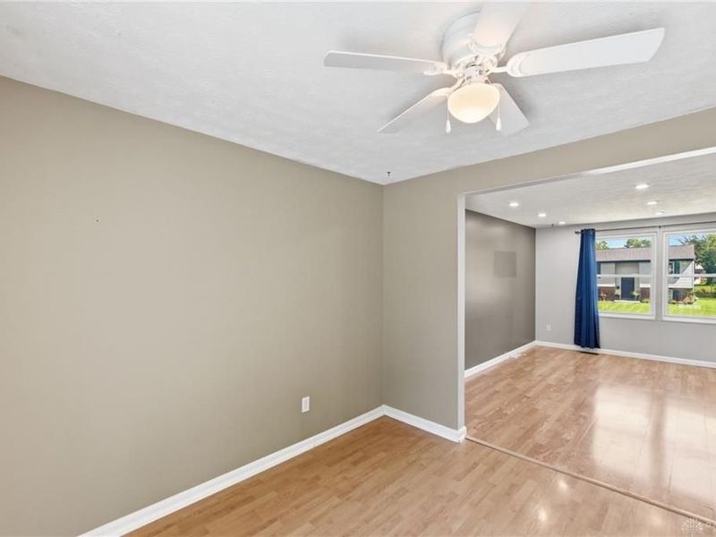 487 Brunswick Drive, Forest Park, OH 45240 Photo 11