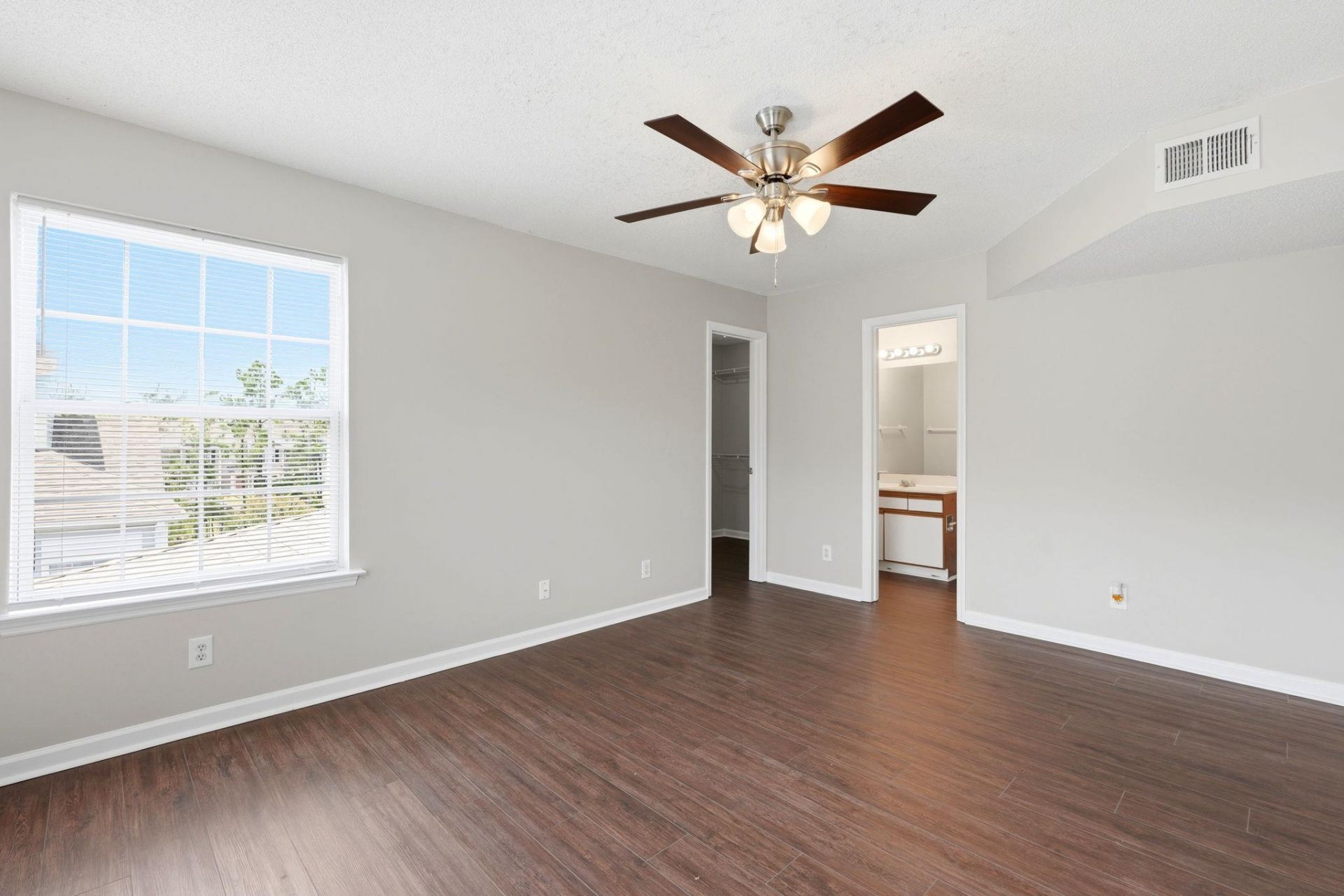 8658 Southbridge Dr.  Photo 20