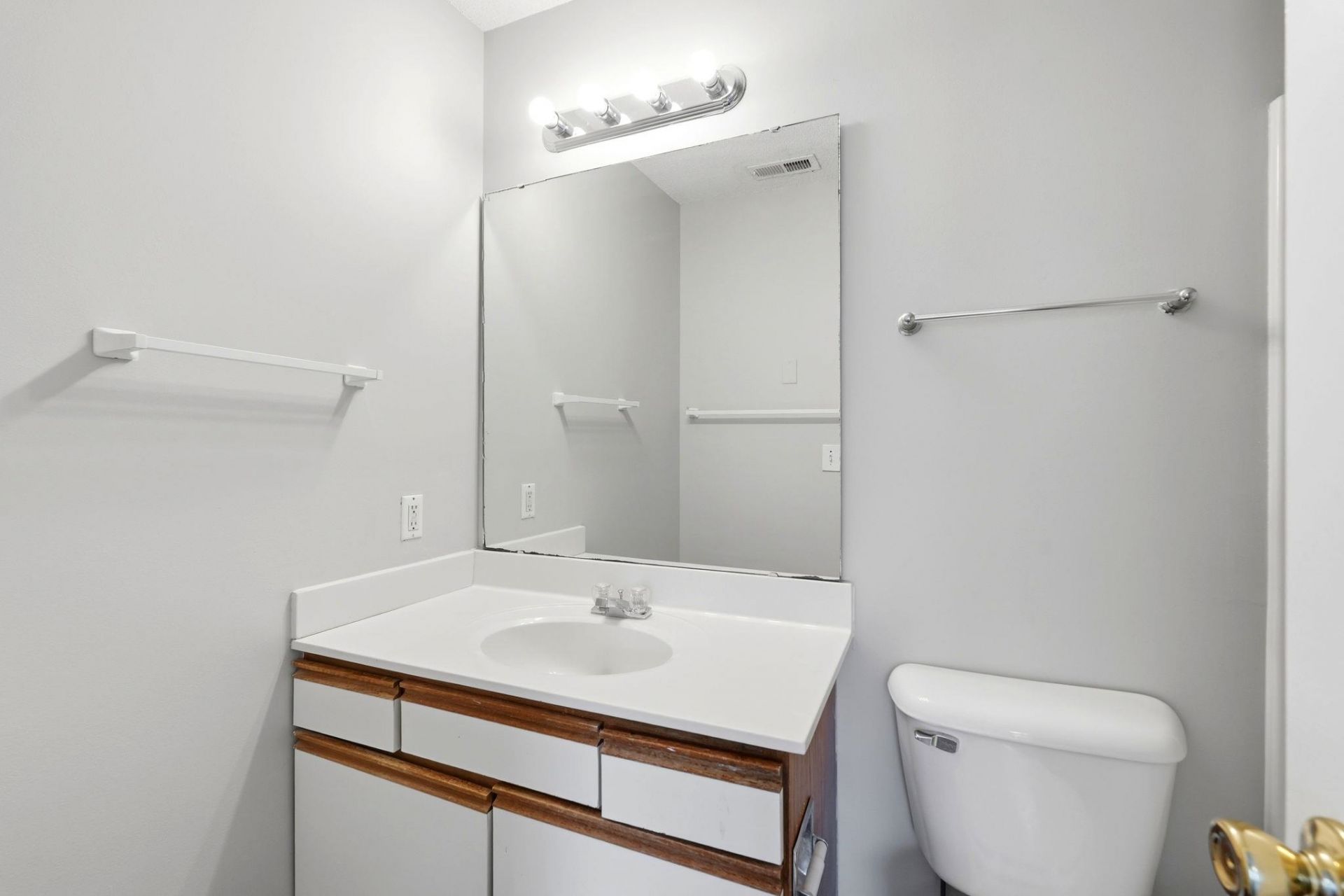 8658 Southbridge Dr.  Photo 21