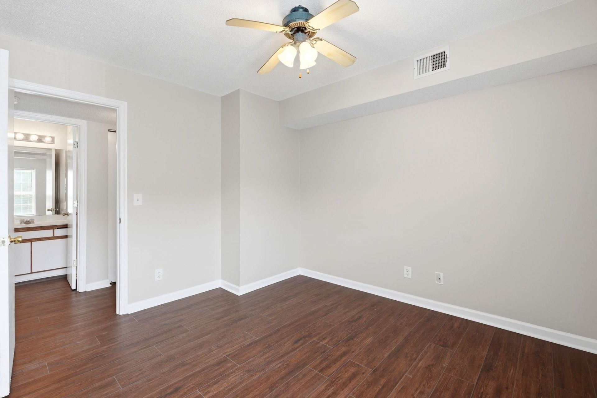 8658 Southbridge Dr.  Photo 26