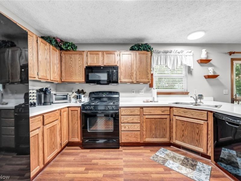 6472 Monroe Lane , North Ridgeville, OH 44039 Photo 11