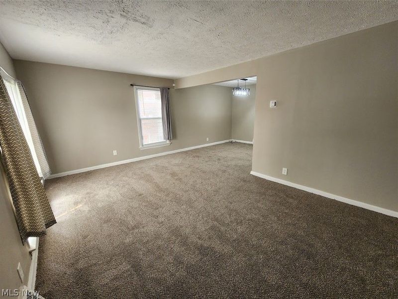 16401 Judson Drive, Cleveland, OH 44128 Photo 4