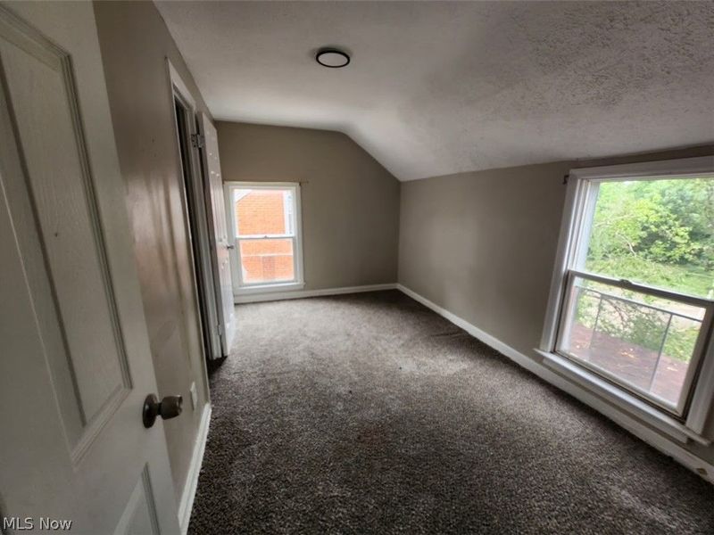 16401 Judson Drive, Cleveland, OH 44128 Photo 8