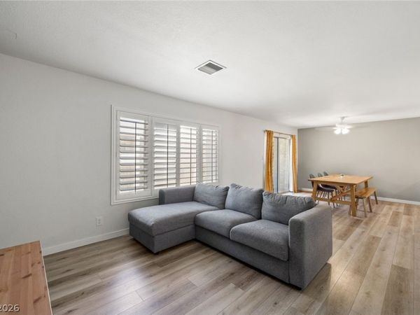 769 Anne Lane , Henderson, NV 89015