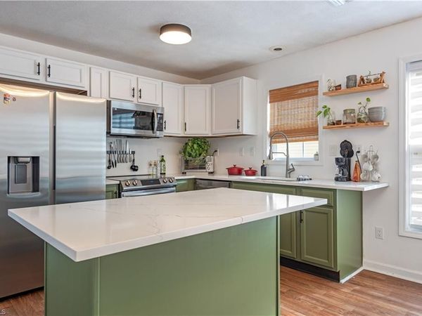 481 Leawood CIR, NAPLES, FL 34104