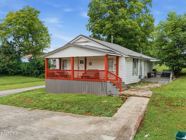 Loudon, TN 37774